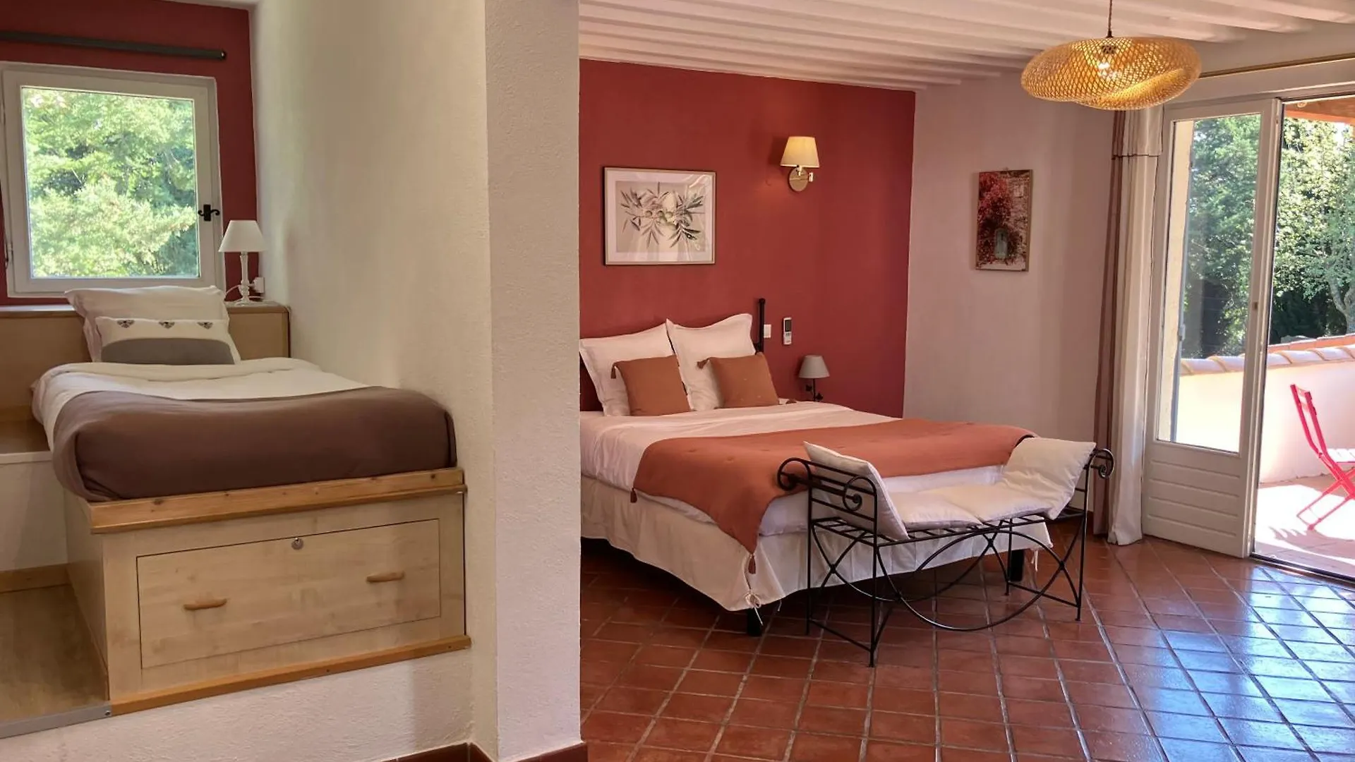 Hotel La Bastide Du Val à Le Val 3*,