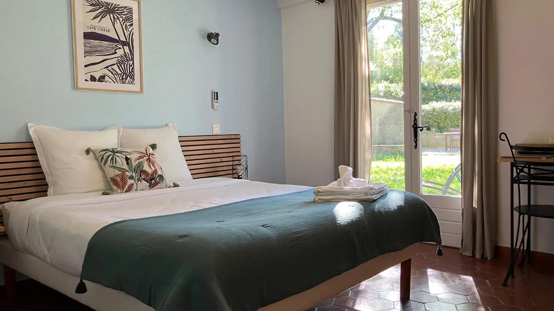 Hotel La Bastide Du Val à Le Val