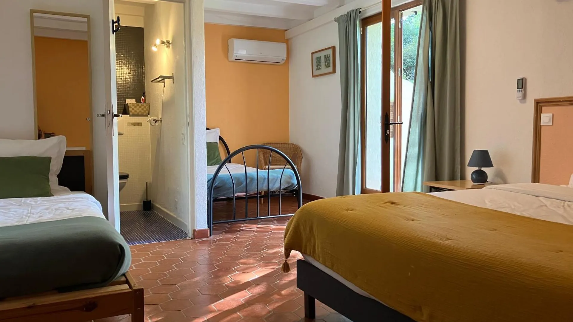 Hotel La Bastide Du Val à Le Val